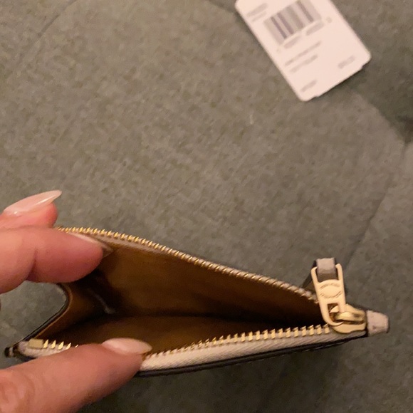 Coach change purse/ keychain - Picture 2 of 3